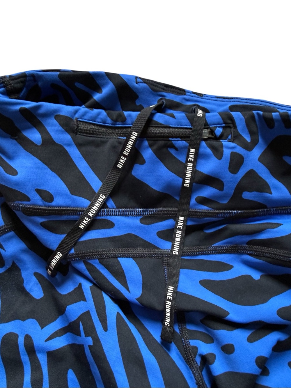 Nike Dri-Fit Epic Lux Leggings - Blue & Black Print w/ Mesh Cut-outs - Picture 9 of 9